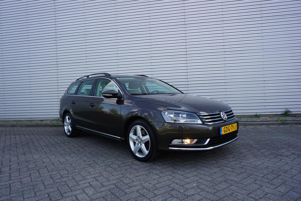 Volkswagen Passat variant 1.4 tsi highline bluemotion automaat - climate / 