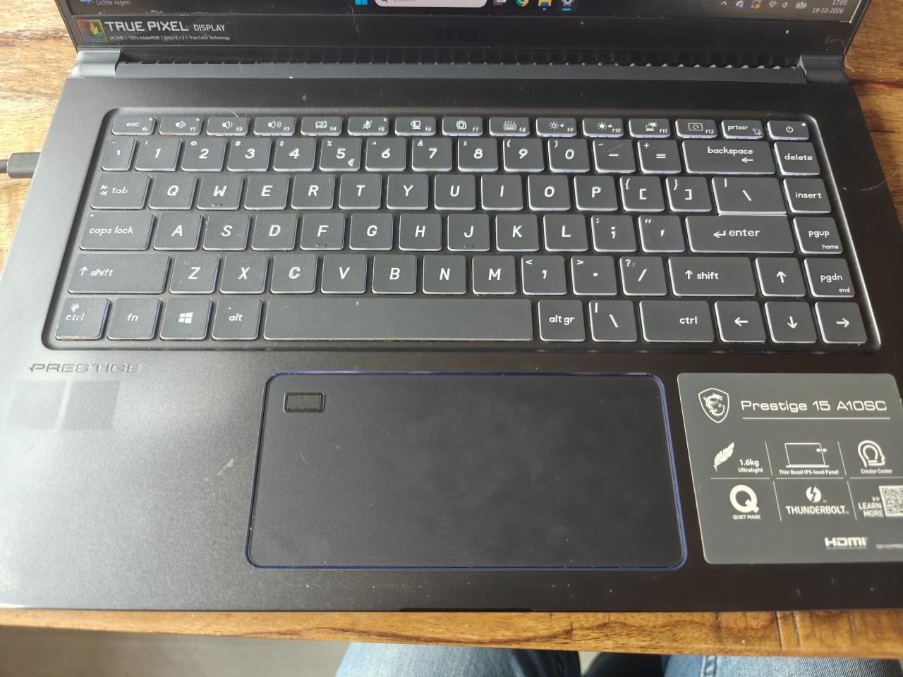 MSI prestige 15 A10SC
