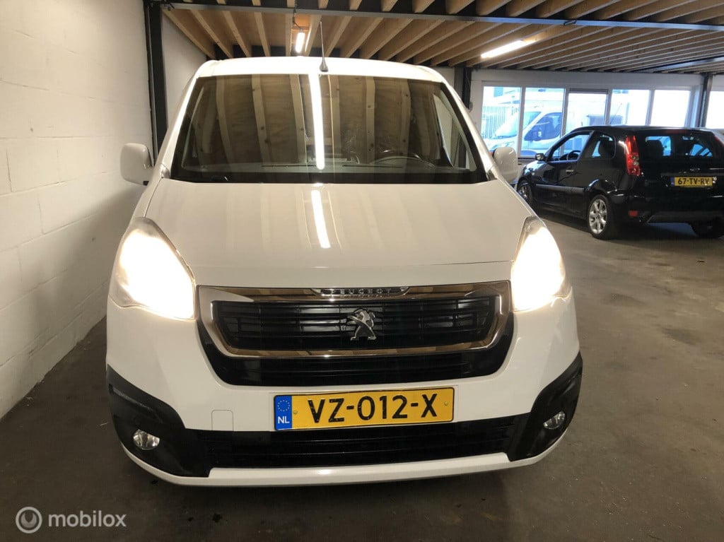 Peugeot Partner bestel 120 1.6 bluehdi 100 l1 première s&s
