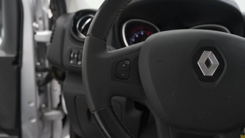 Renault Trafic 2.0 dci 170 t29 l2h1 dc comfort | trekhaak | camera | apple 