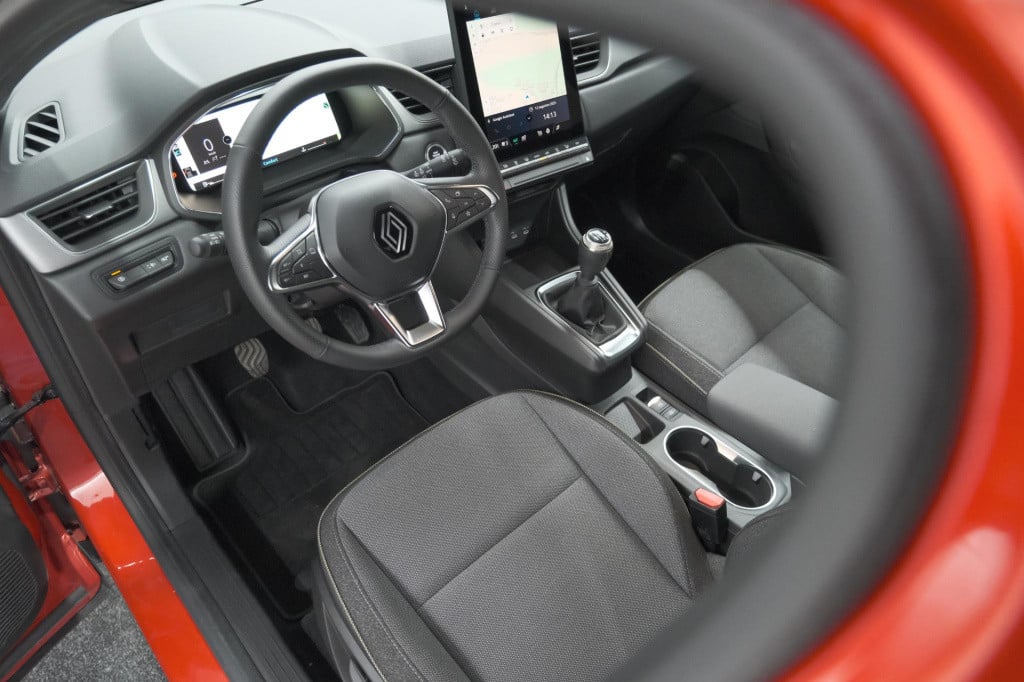 Renault Captur tce 90 techno | nieuw model | camera | harman kardon | apple
