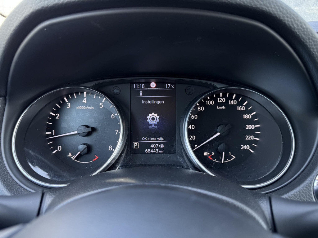 Nissan Qashqai 1.2 n-connecta design pack | panoramadak | navigatie | 360° 