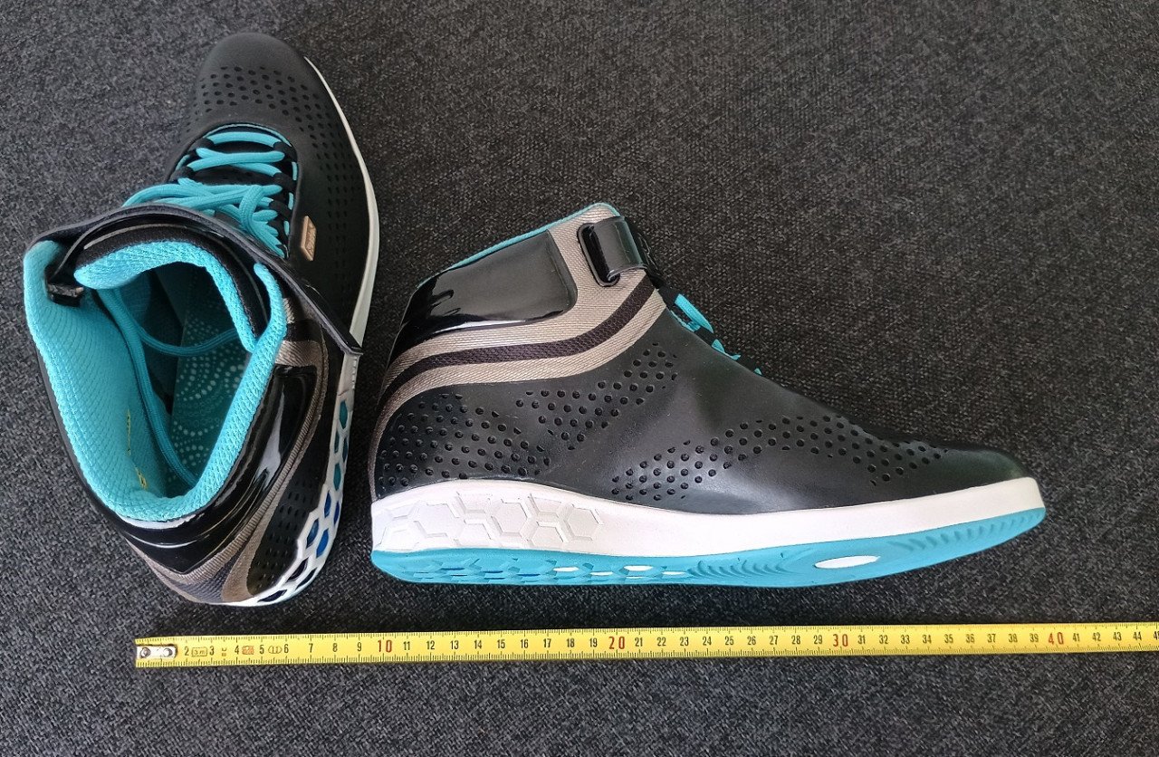 NIEUWE Reebok boots maat 39.