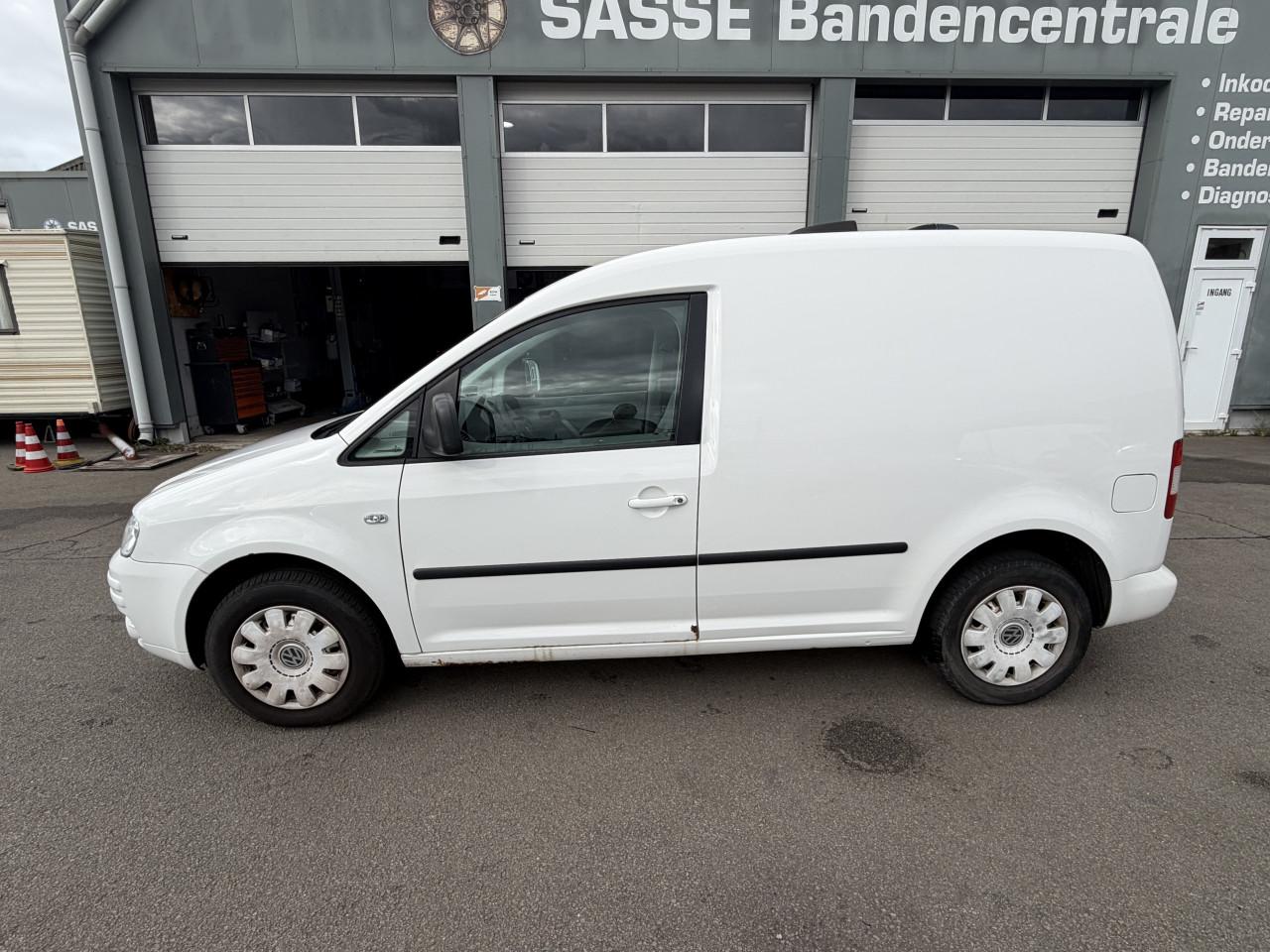 Volkswagen Caddy 1.6 Benzine Trekhaak en AIRCO ! ! !