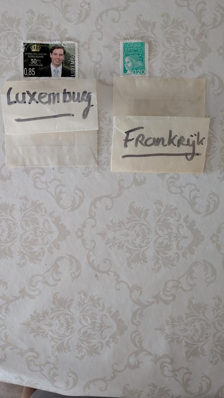 Partij postzegels België (vogels/bloemen), Luxemburg, FR, DE, UK In 1 koop
