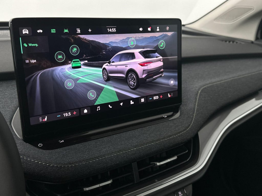 Skoda Elroq business edition tour elektromotor 210 kw / 286 pk