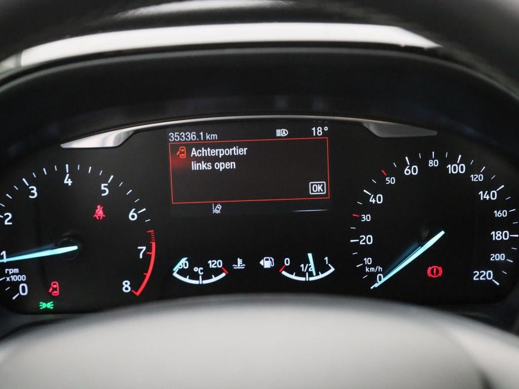 Ford Fiesta 1.0 ecoboost titanium x | lmv | parkeer sensoren | led | naviga