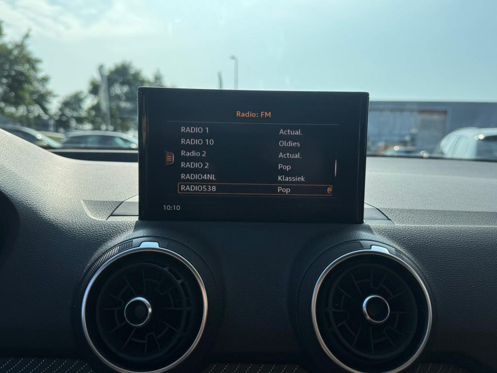 Audi Q2 1.4 tfsi s-line * 1e eigenaar * dealer onderhouden * black pack