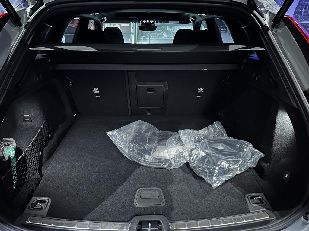Volvo XC60 2.0 t8 plug-in hybrid awd plus black edition *nieuw model*