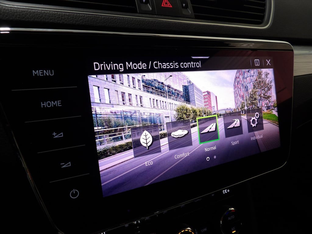 Skoda Superb combi 1.4 tsi phev 217pk dsg-6 ambition