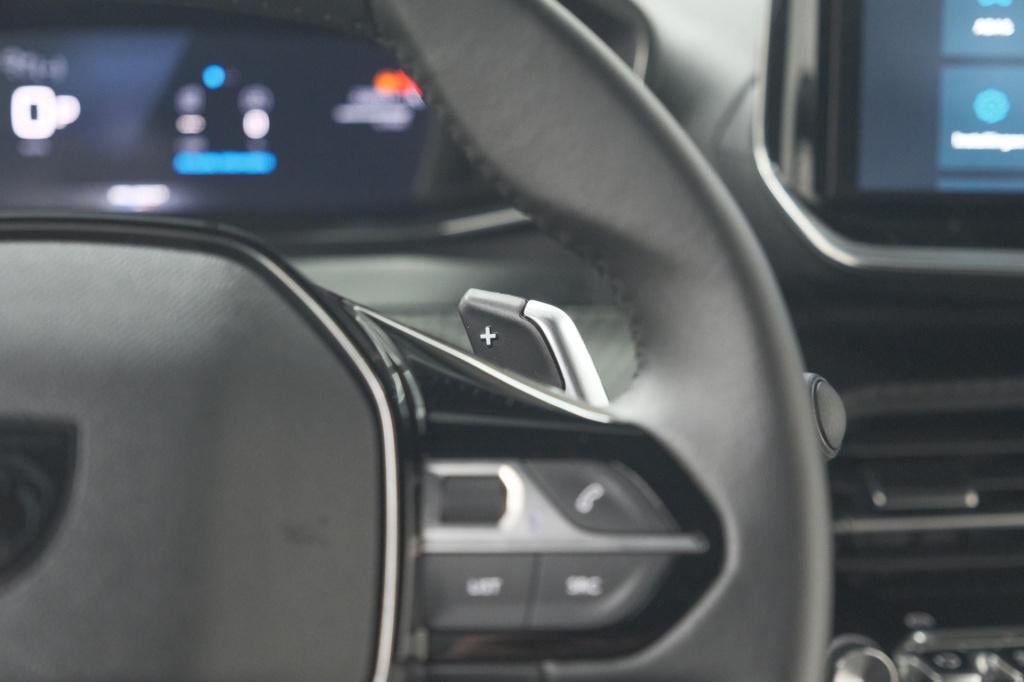 Peugeot 2008 hybrid 136 e-dcs6 allure | 360 camera | adaptieve cruise contr