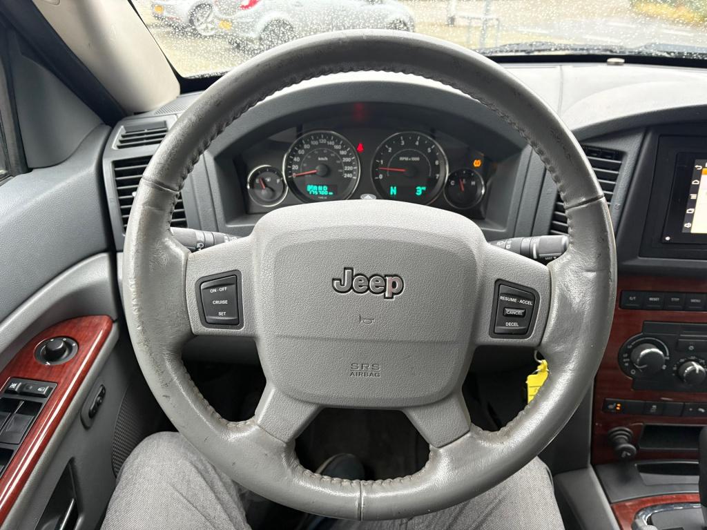 Jeep Grand Cherokee 5.7 v8 hemi limited