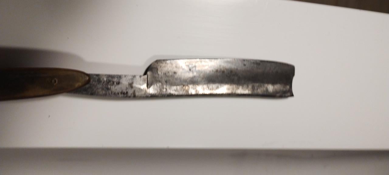 Barbiersmes gebr PITTS Cheffield.