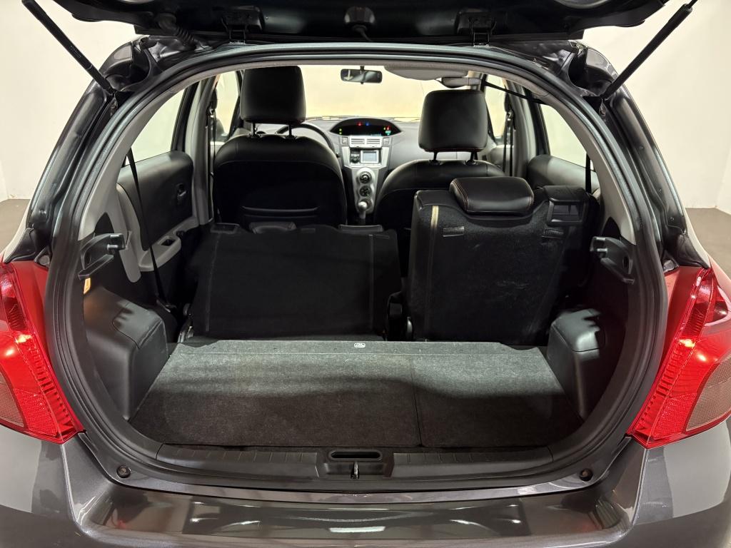 Toyota Yaris 1.3 vvti executive