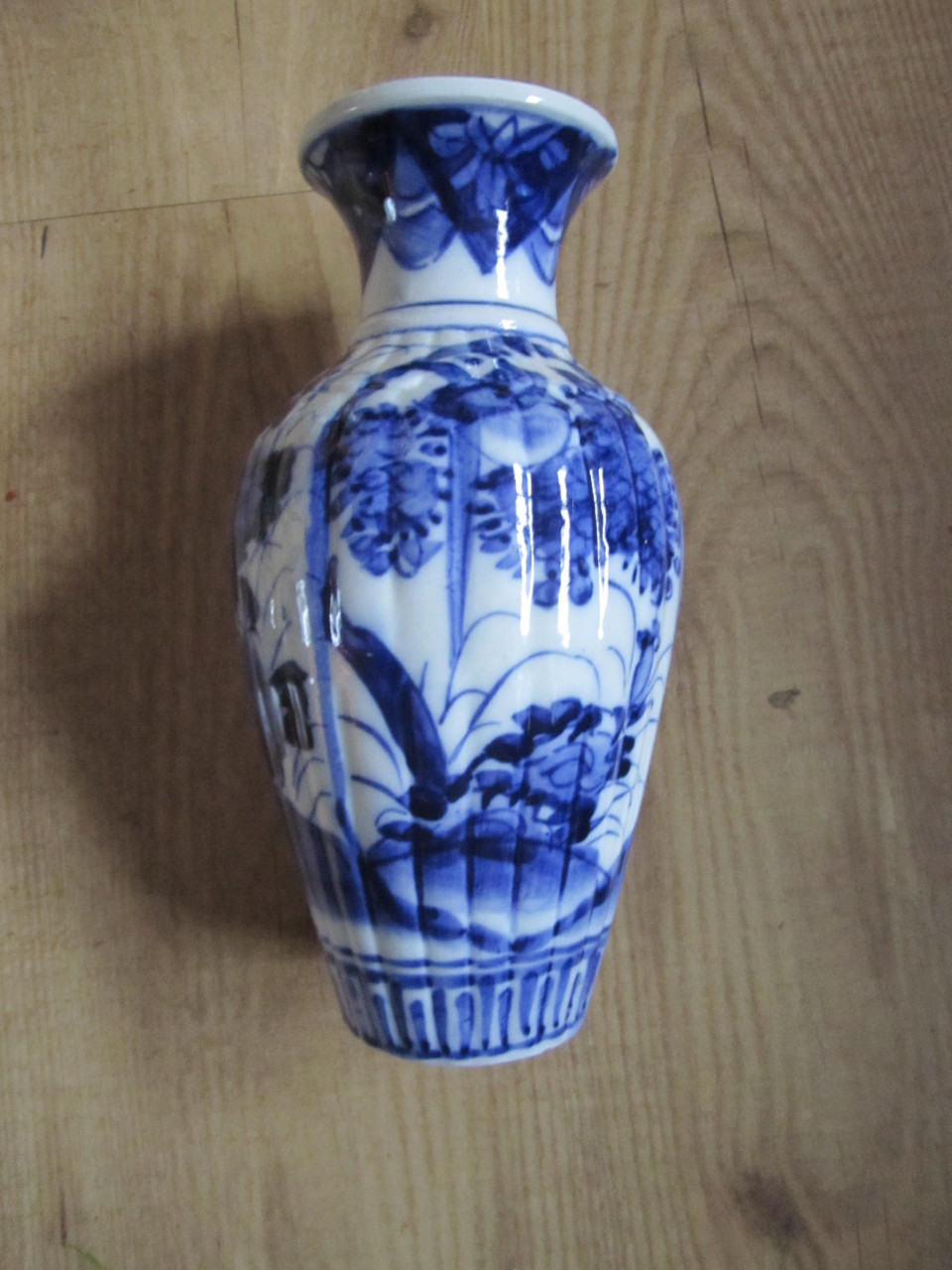 Mooie Vaas   H=23 cm.