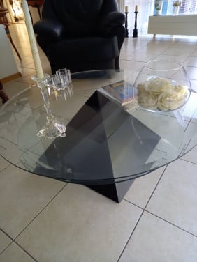 Glazen design salontafel en eetkamer tafel ea inboedel spullen