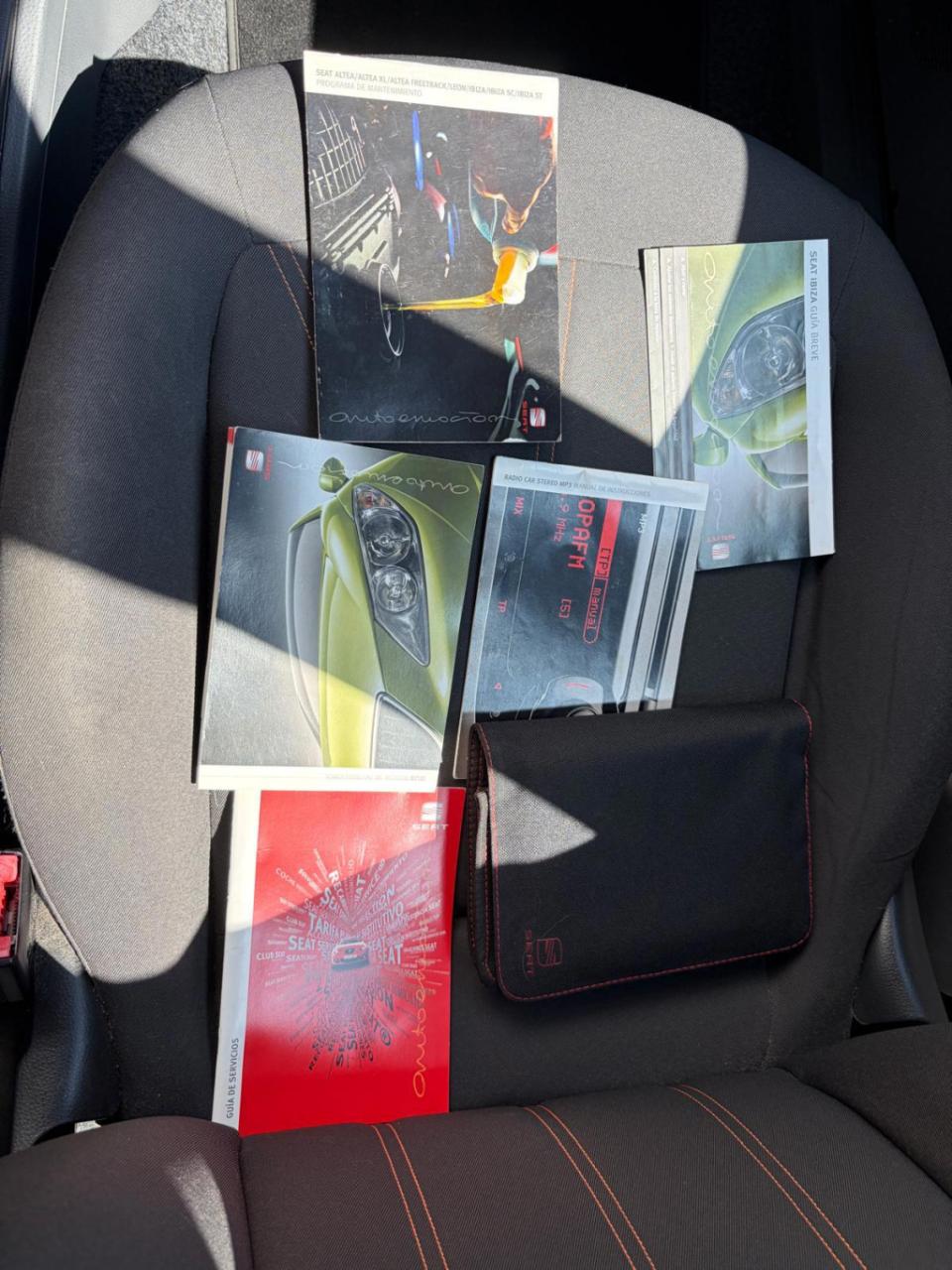 Seat Ibiza 1.2 club/airco/lichtmetaal/carplay/android/mooie auto/