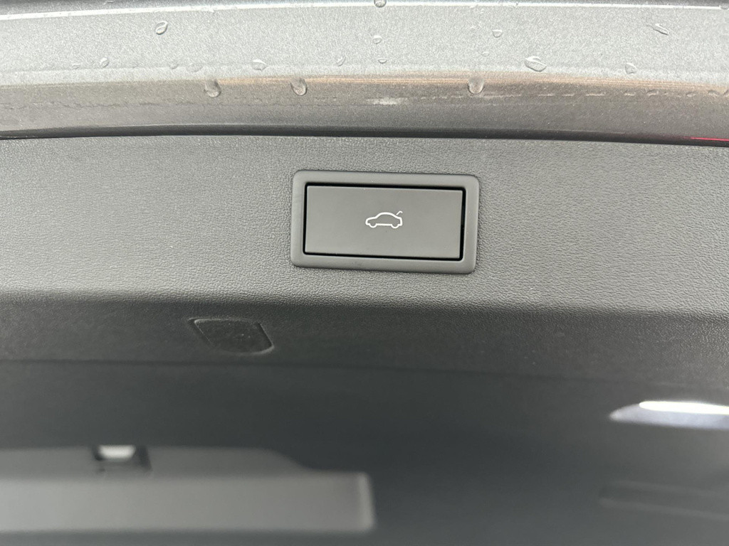 Skoda Kodiaq 1.5 tsi mhev business edition dsg7 150pk trekhaak - 20" - tree
