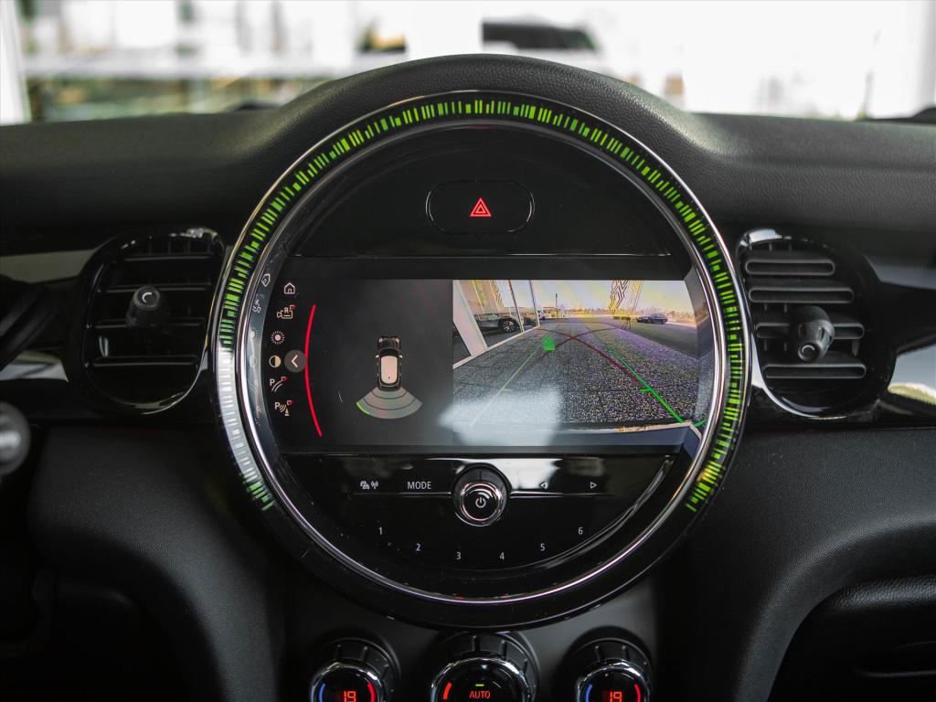 Mini 5-deurs mini (f55) 1.5 one business edition automaat | camera | naviga