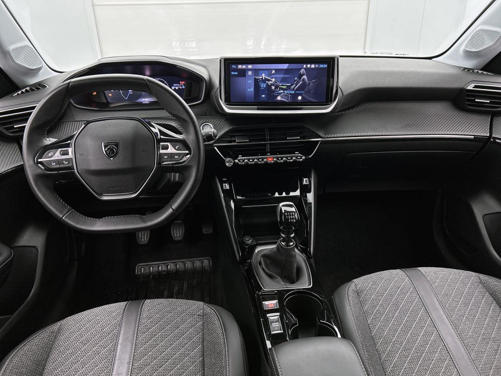 Peugeot 208 100 pk allure | rijklaar | navigatie | keyless entry | dodehoek