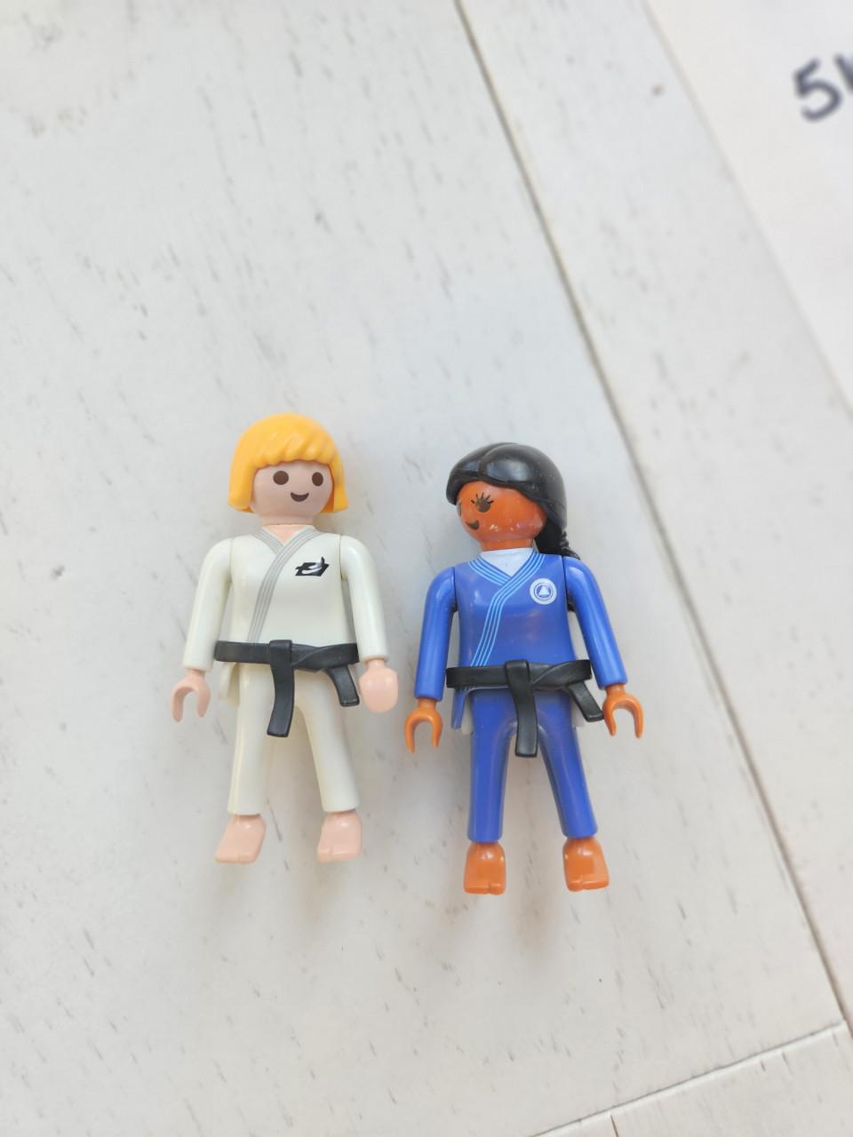Playmobil diverse poppetjes en motors