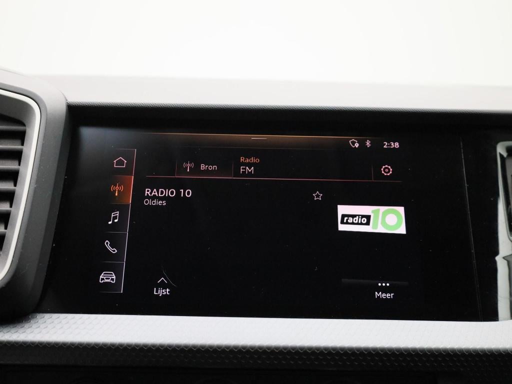 Audi A1 Sportback 25 tfsi pro line | lmv | parkeer sensoren | virtual cockp