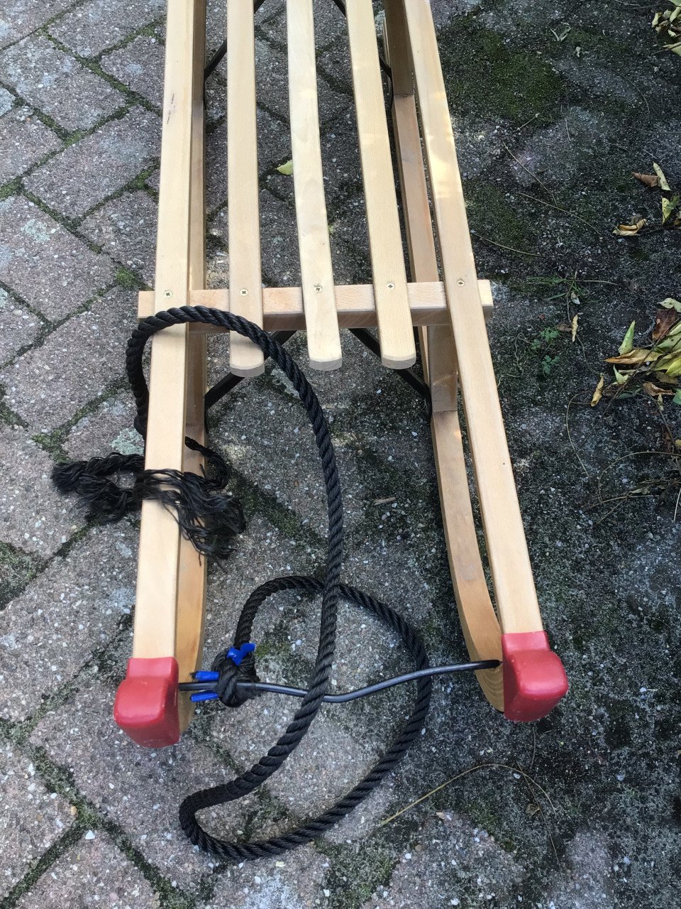 Houten slee