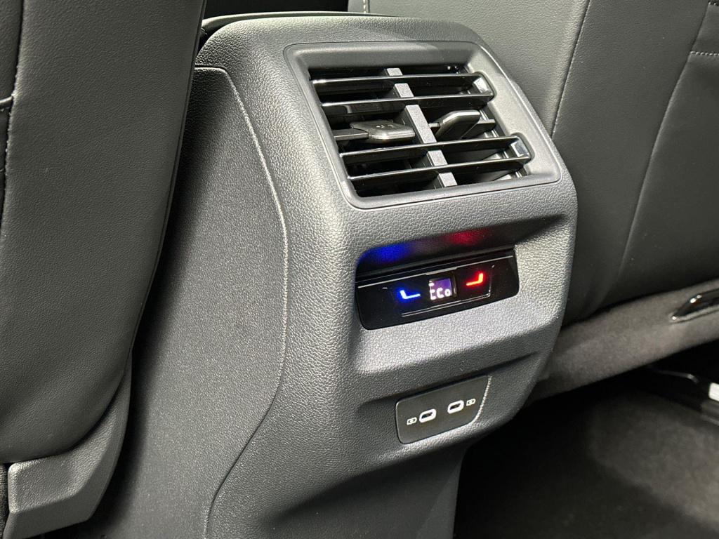 Volkswagen Tiguan r-line edition plug in hybride 272 pk black style pakket