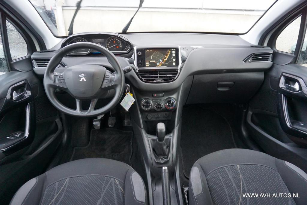 Peugeot 208 1.2 vti urban soul