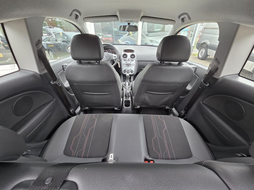 Opel Corsa 1.2-16v anniversary edition