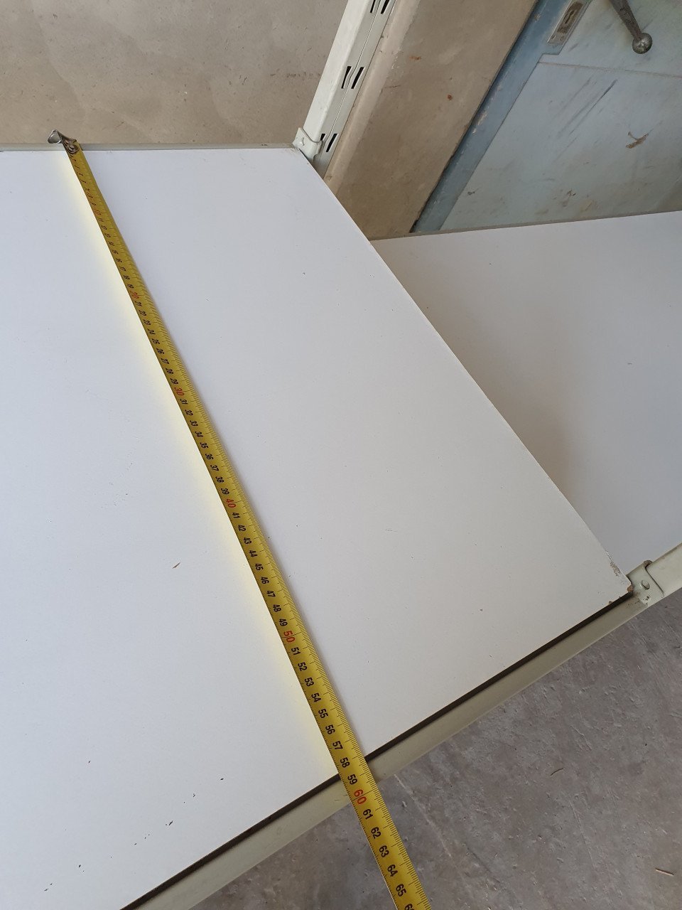 3 meter lang metalen wandrek, opbergkast, magazijnstelling garage of schuur