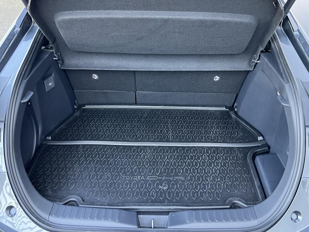 Toyota C-hr 2.0 phev 220 exec