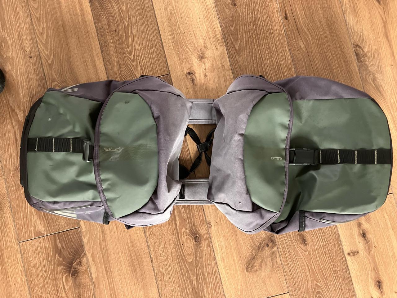 XLC dubbele fietstassen