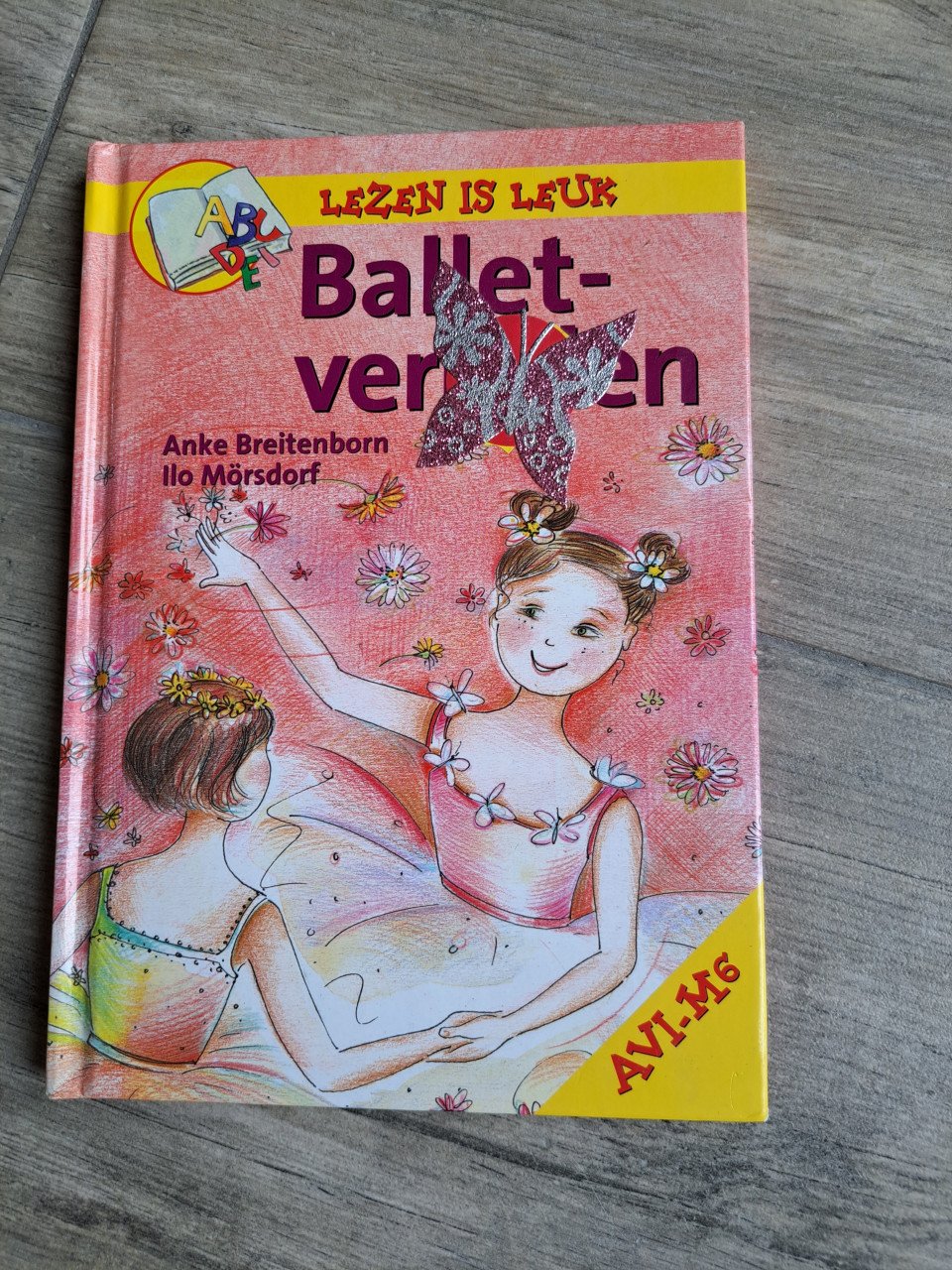 Lezen is leuk , balletverhalen van Anke Breitborn en Ilo Morsdorf