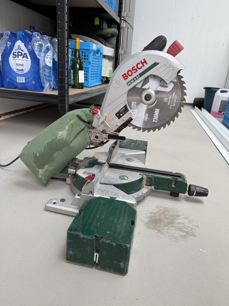 Afkort zaag te koop voor 35€