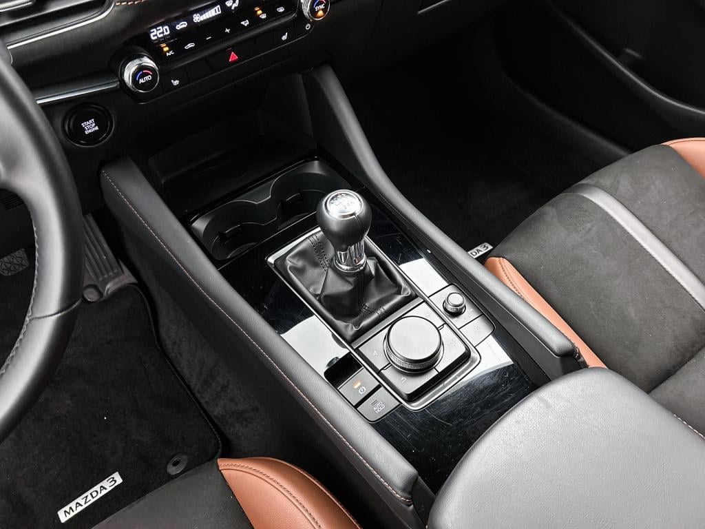 Mazda 3 2.0 e-skyactiv-g m hybrid 150 nagisa