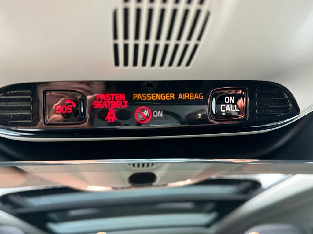 Volvo XC40 t4 211pk recharge r-design| pano| 360camera| adap.cruise|