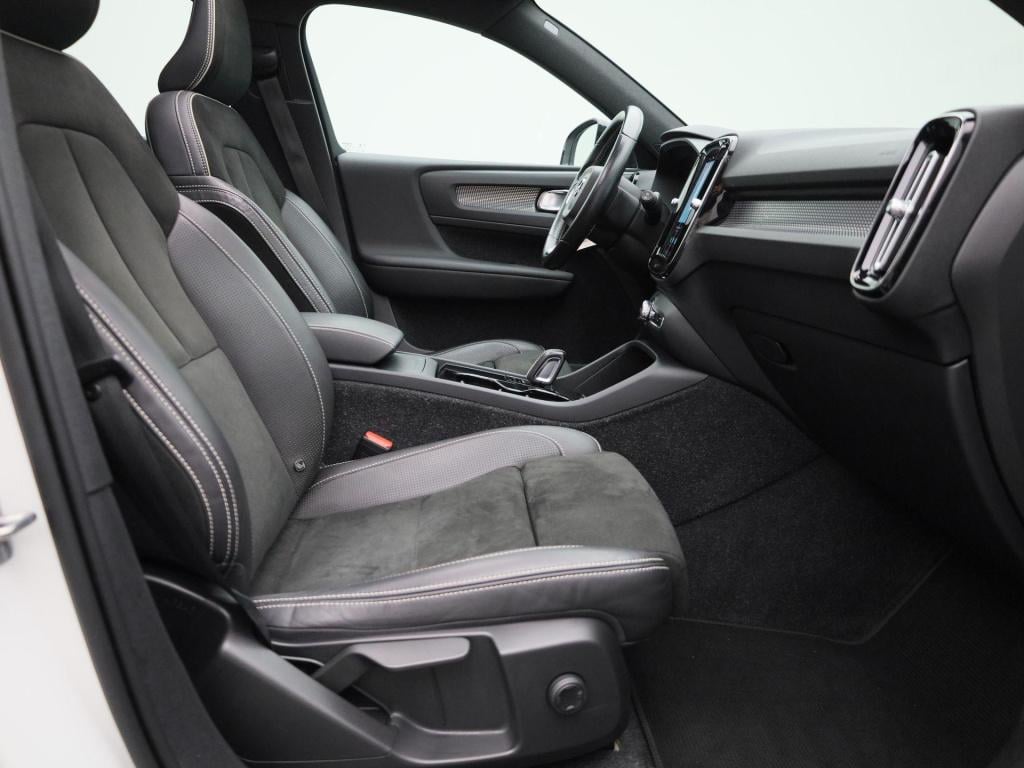 Volvo XC40 recharge p8 awd | automaat | panoramadak | apple carplay / andro