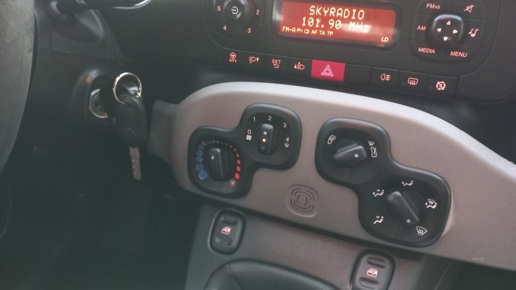 Fiat Panda 0.9 TwinAir Easy 5deurs bj:2013 airco apk 2027 i.z.g.st
