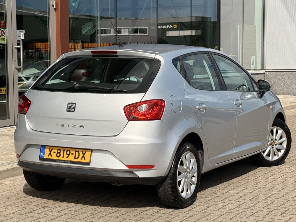 Seat Ibiza 1.2 tsi style | cruise | airco | 15 inch velgen |