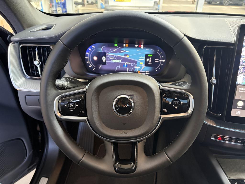 Volvo XC60 2.0 t6 plug-in hybrid awd ultra black edition | trekhaak | 22'' 