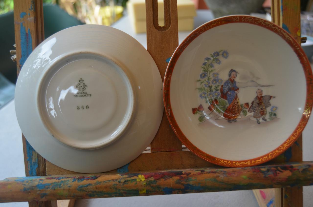 2 Identieke 'Japanse' bordjes, Bavaria porselein ipst.