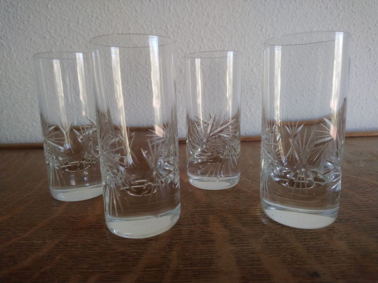 Set van 4 bewerkte glaasjes borrelglaasjes likeurglaasjes