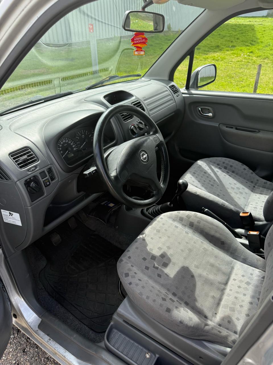 Opel agila 2002 1.2 Airco