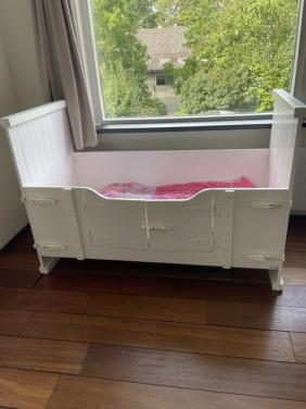 Super leuk kinderbed (160 x 70 cm) inclusief diverse accessoires