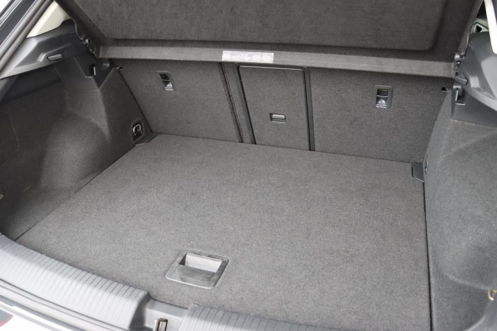 Volkswagen T-roc 1.0 tsi 110pk style executive