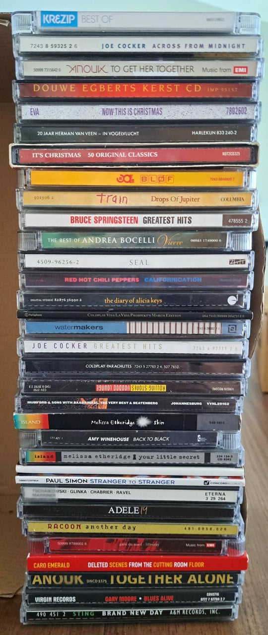 Verzameling van 166 CD's in één koop