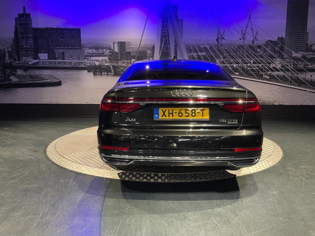 Audi A8 55 tfsi quattro pro line plus *nl-auto*