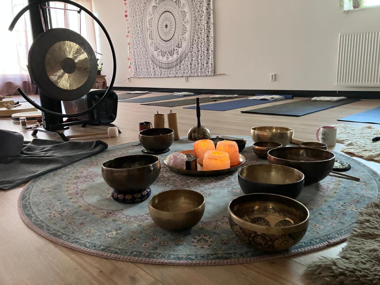 Klankschaal sessies met schaal op je lijf + meditatie