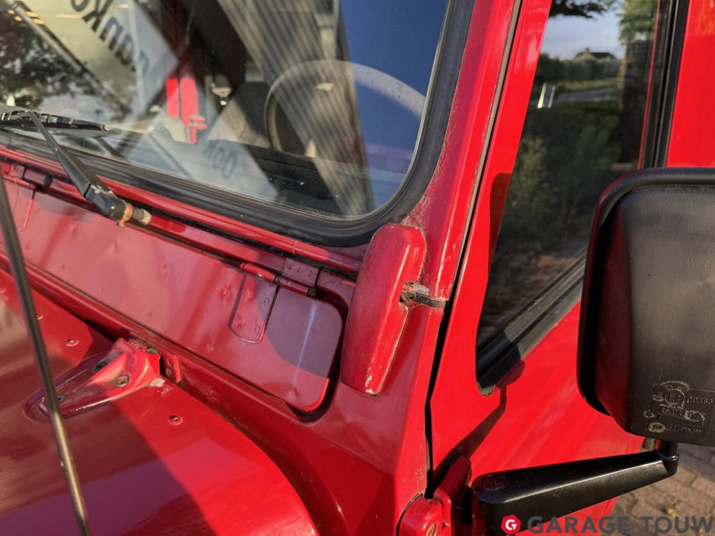 Land Rover Defender 2.5 td5 110" hard top